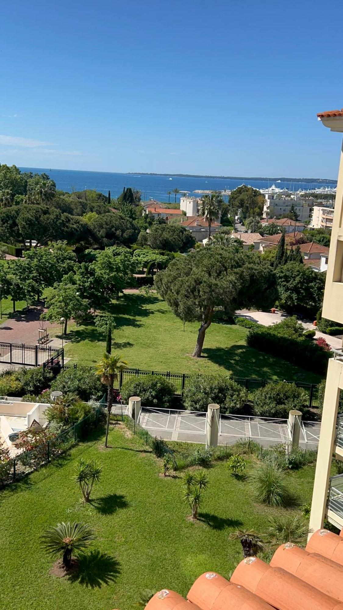 Duplex Villa Les Pins 89M2 Et Terrasse 30M2 アンティーブ エクステリア 写真